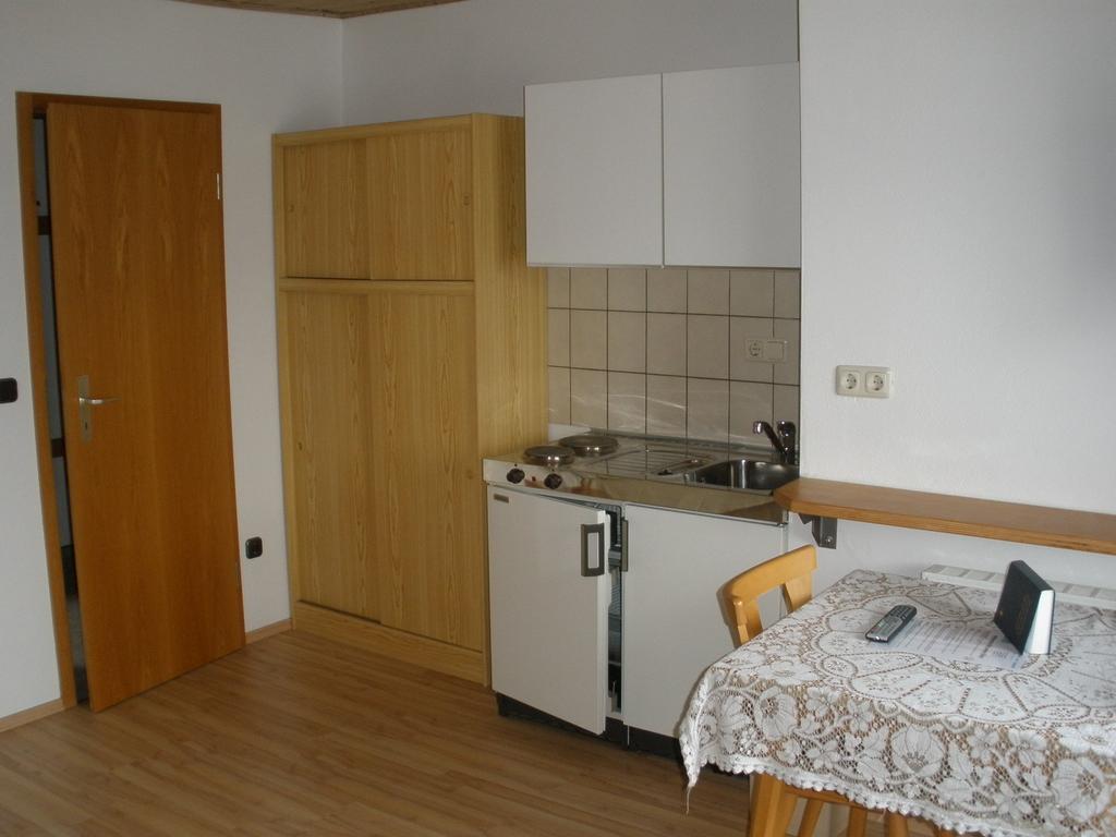 Alpengasthof Zur Loisach Hotel Grossweil Bilik gambar