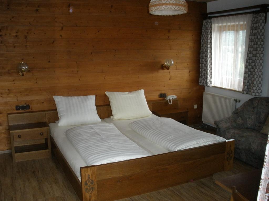 Alpengasthof Zur Loisach Hotel Grossweil Bilik gambar