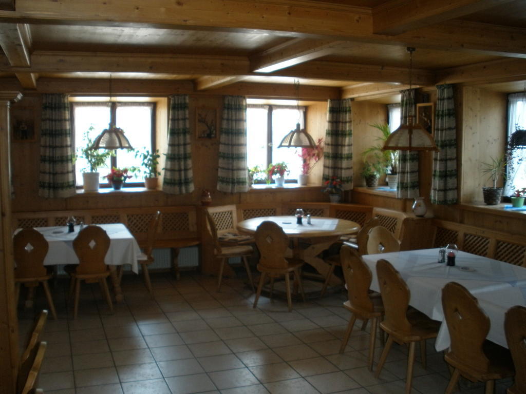 Alpengasthof Zur Loisach Hotel Grossweil Luaran gambar