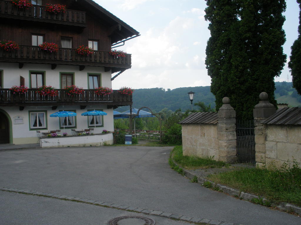 Alpengasthof Zur Loisach Hotel Grossweil Luaran gambar